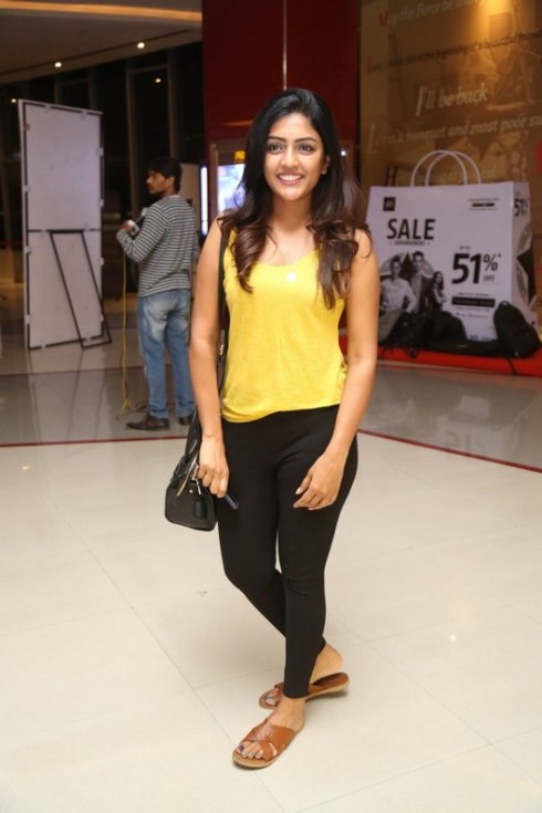 Eesha-Rebba-latest-Photos-06