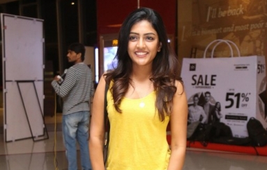 Eesha-Rebba-latest-Photos-06