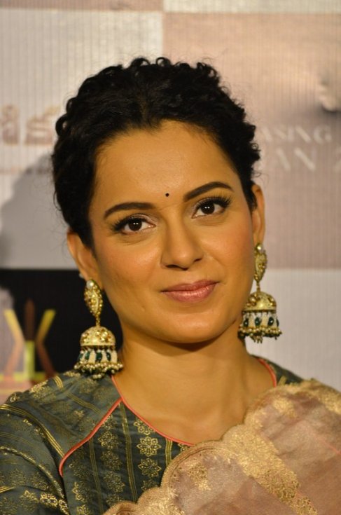 Kangana-Ranaut-Latest-Pics-06