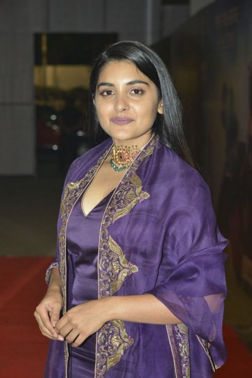 Niveda-Thomas-Latest-Pics-04