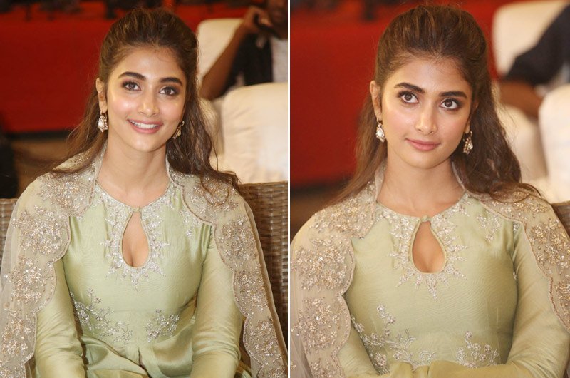 Pooja Hegde latest Pics