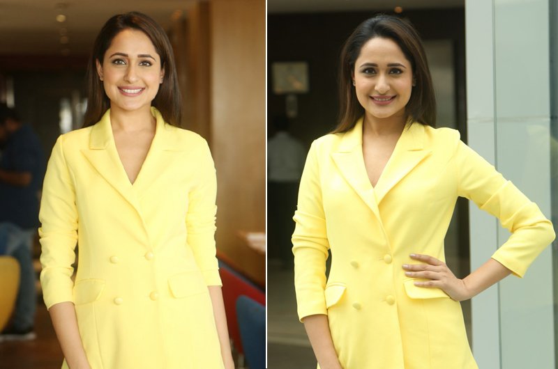 Pragya Jaiswal new Photos