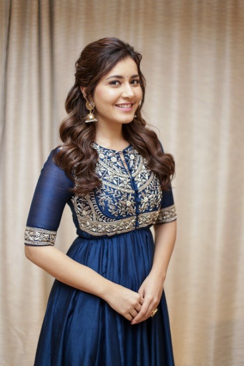 Rashi-Khanna-photos-03