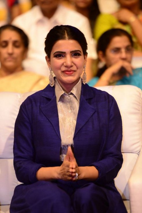 Samantha-at-Mahanati-Audio-Launch-08