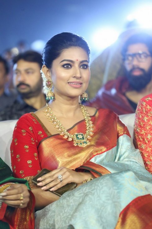 Sneha-Latest-Photos-04