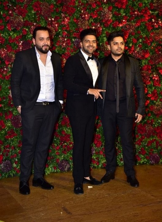 Celebs-at-Deepika-Ranveer-Reception-24