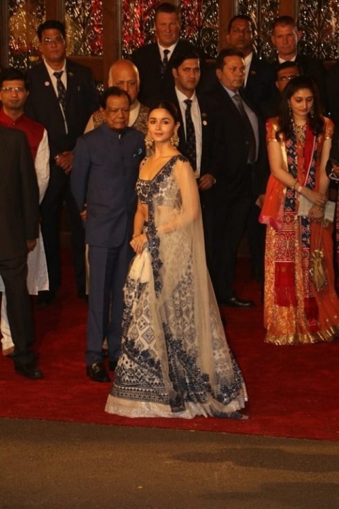 Isha-Ambani-and-Anand-Piramal-Wedding-Reception-16