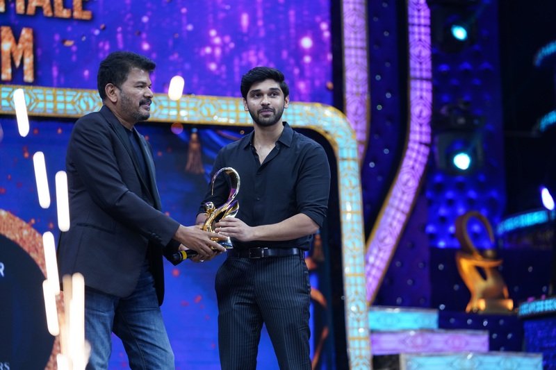 Zee-Cine-Awards-Tamil-2020-16