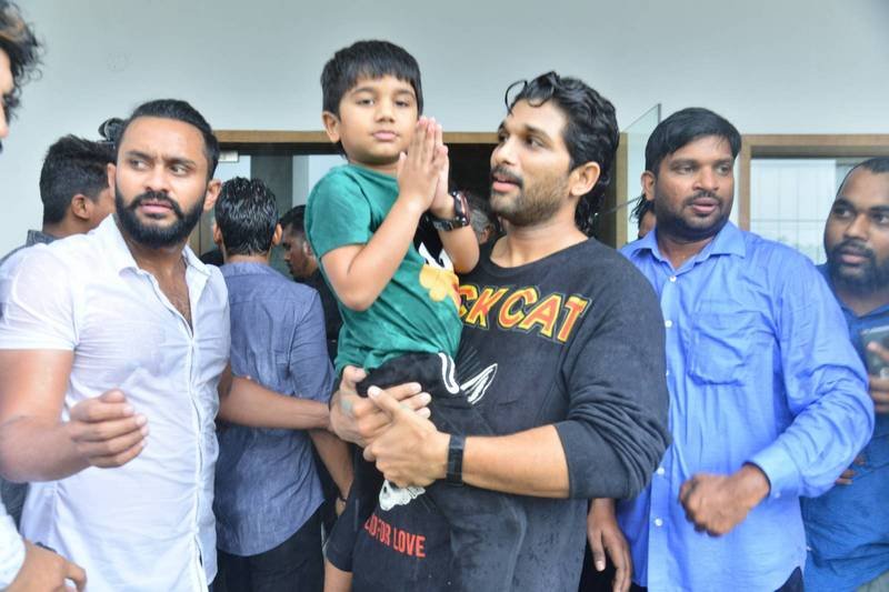 Allu-Arjun-Birthday-Celebrations-02