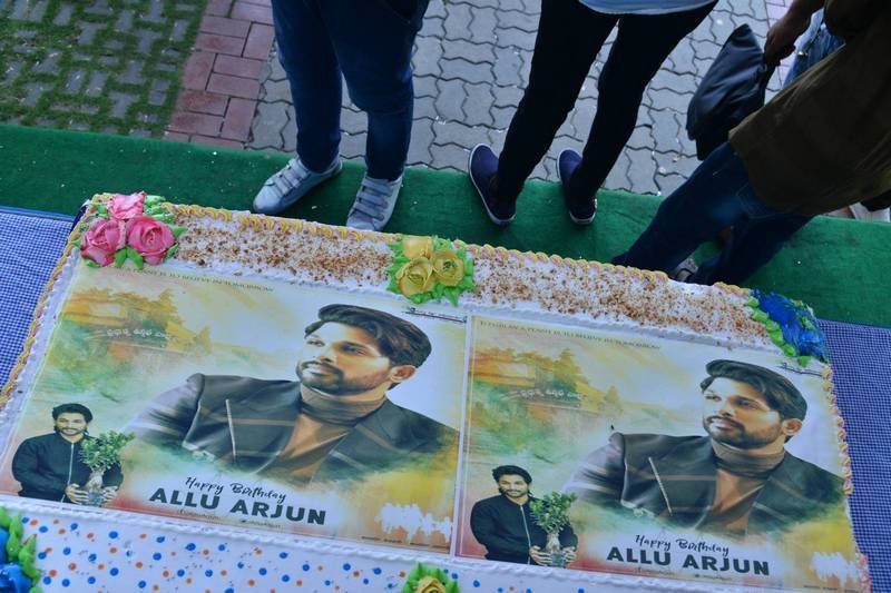 Allu-Arjun-Birthday-Celebrations-03