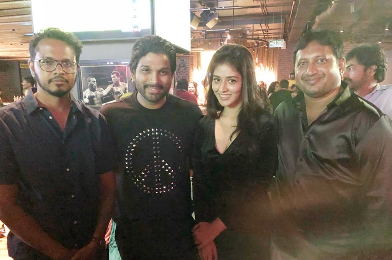 Allu-Arjun-Threw-A-Lavish-Party-For-Team-Taxiwala-03