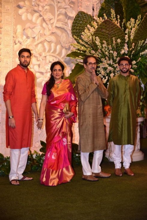 Celebs-at-Ambani-Residence-For-Ganesh-Chaturthi-Celebrations-02