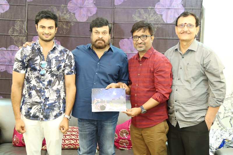 Chiranjeevi-Congratulates-Sammohanam-Team-10