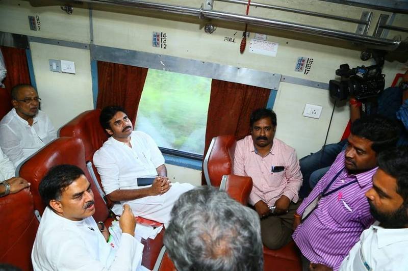 Janasena-Chief-Pawan-Kalyan-Interaction-with-Public-03