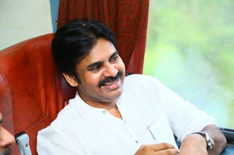 Janasena-Chief-Pawan-Kalyan-Interaction-with-Public-08