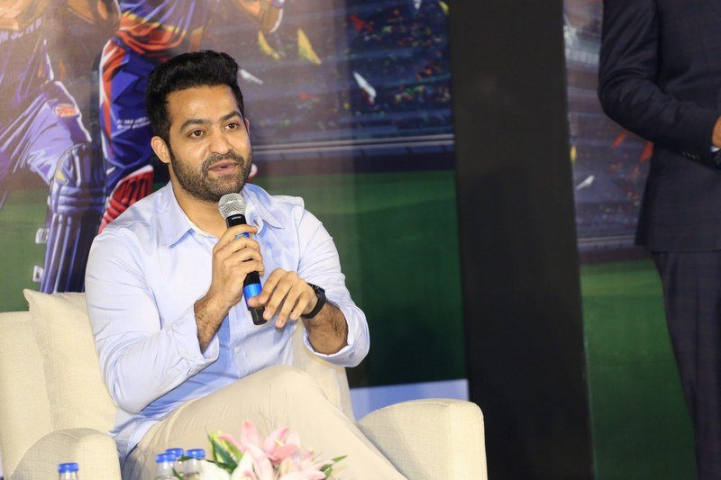 Jr-NTR-At-IPL-Press-Conference-Photos-05