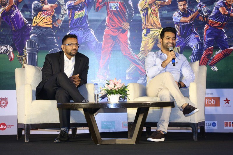 Jr-NTR-At-IPL-Press-Conference-Photos-06