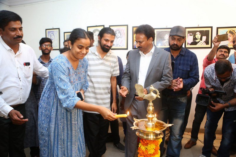 Mahanati-Savitri-Art-Show-By-Jnafa-University-05