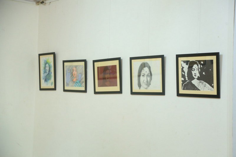 Mahanati-Savitri-Art-Show-By-Jnafa-University-07