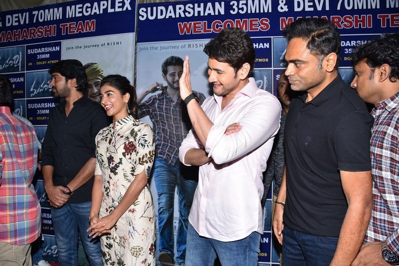 Maharshi-Movie-Team-Visit-Sudarshan-35mm-06