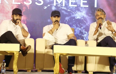 RRR-Movie-Press-Meet-10