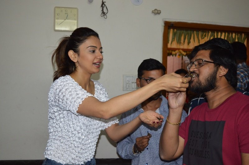 Rakul-Preet-Birthday-Celebrations-2018-06