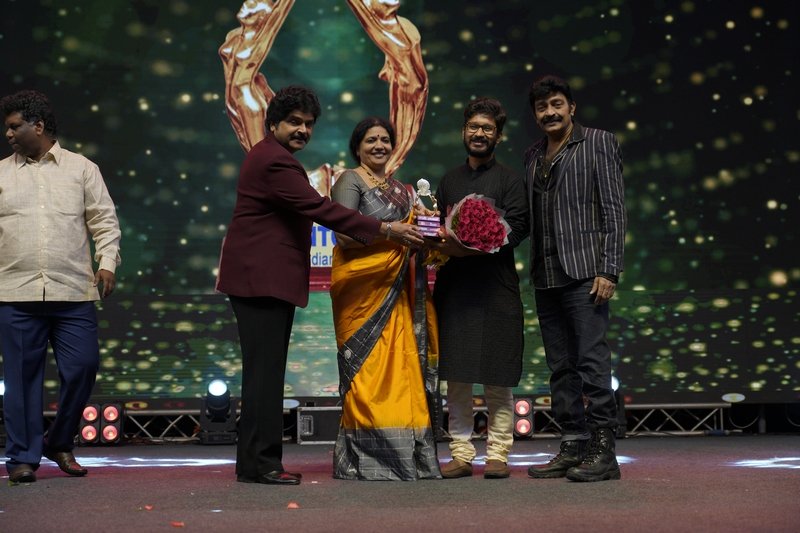 Santosham-Awards-2019-03