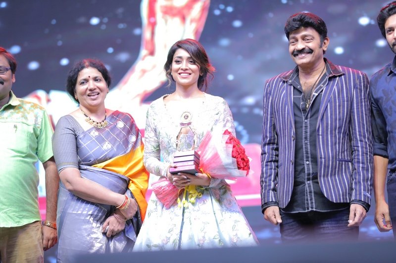 Santosham-Awards-2019-09