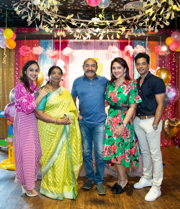 Sridevi-Vijaykumar-Daughter-Rupika-3rd-Birthday-Celebrations-09