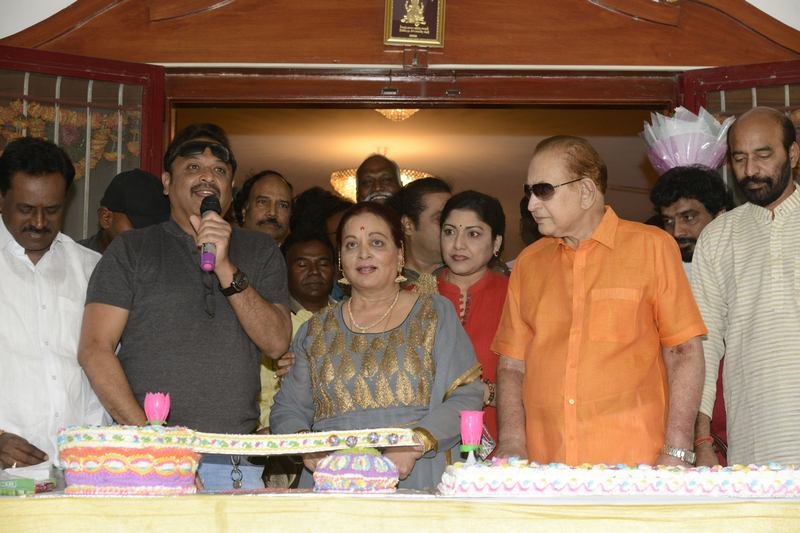 Vijaya-Nirmala-Birthday-Celebrations-05