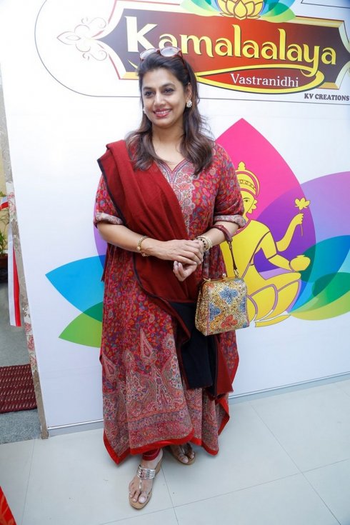 Kamalalaya-Vastranidhi-Launches-Its-First-Store-In-Hyderabad-05