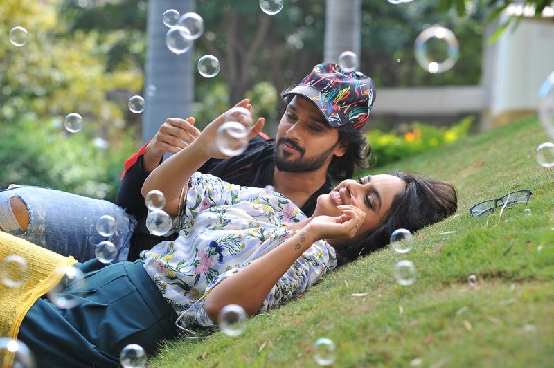 Prema-Katha-chitram-2-Movie-Stills-02