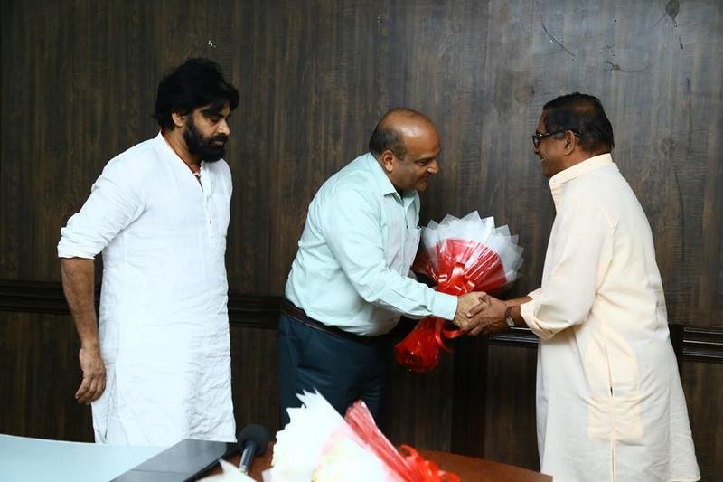 KV-Vishnu-Raju-Garu-Joins-JanaSena-Party-04