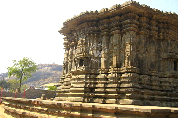 warangal thousand pillar temple travel telugu states