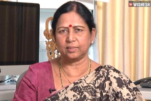 Galla Aruna Kumari has a shock for TDP