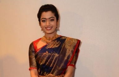 Rashmika-Mandanna-New-Photos-06