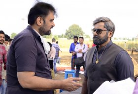 Naa-Peru-Surya-Working-Stills-05