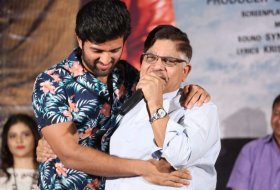 Taxiwala-Movie-Teaser-Launch-08