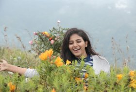 Anjali-Lissa-Movie-Stills03
