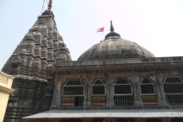 Vishnupad Temple