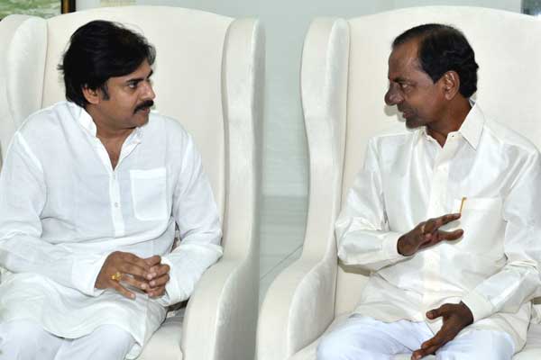 Pawan Kalyan Met KCR Photos