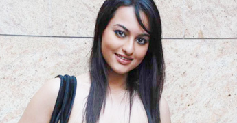 Sonakshi an obedient daughter