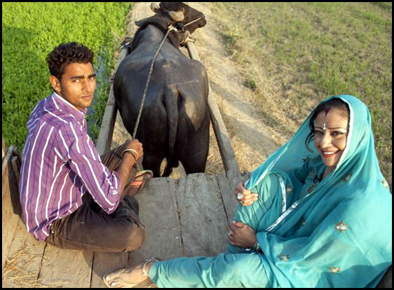 Californian-woman-marries-Indian-boy