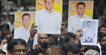 Mumbai Journalists begin hunger strike 