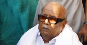 Karunanidhi's family visits Tirupati