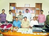 Fake Credit card, Arrested.online Shapping, online shopping with fake identities racket busted in hyd, Fake credit card scam