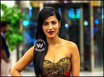 Shruti Hassan injures herself in performance for dad