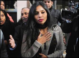 Devyani re-indicted, issued warrant