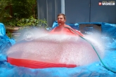 giant balloon, giant balloon, watch 6ft man in 6ft water balloon, Balloon