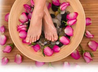 Aromatherapy pedicure at home